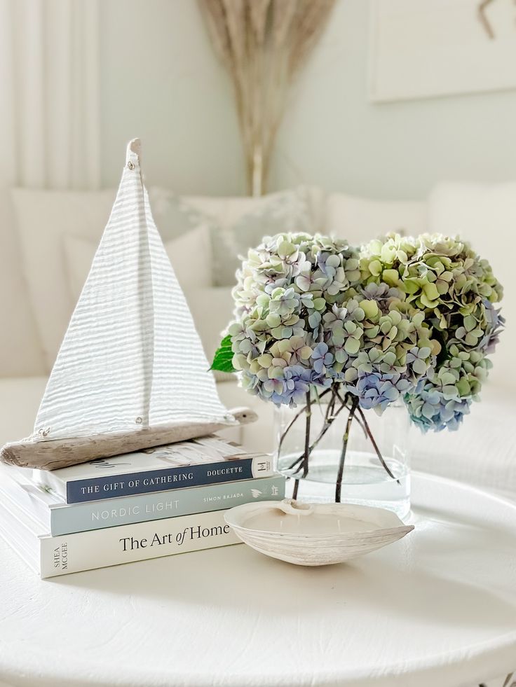 Dreamy Beach House Living Room Design Ideas That Bring the Coast Home