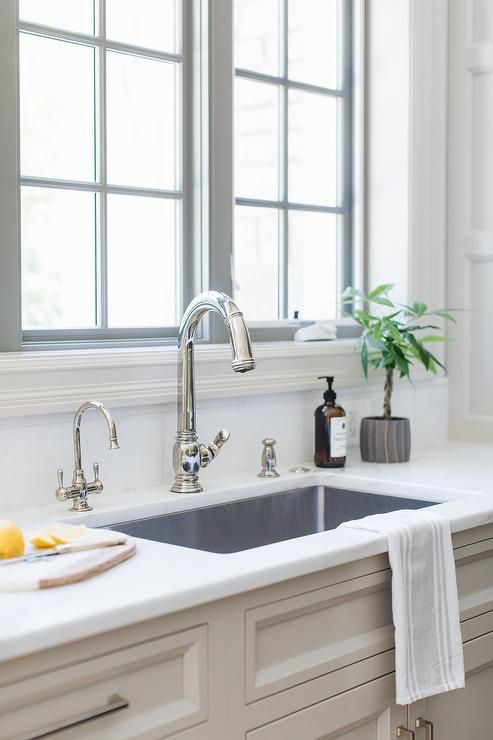 ea1acbbe696ed68fc11b30ade6c0e695 Chef Kitchen Design Ideas That Will Turn Your Home Kitchen Into a Serious Culinary Powerhouse